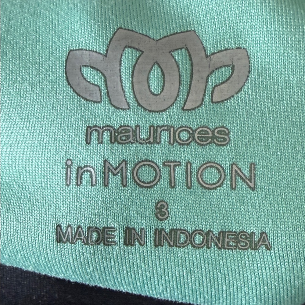 Maurices InMotion Capris - Picture 2 of 5